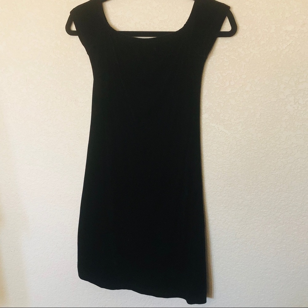 Don’t Ask Why stretch velvet cap sleeve mini body‎ con dress Small